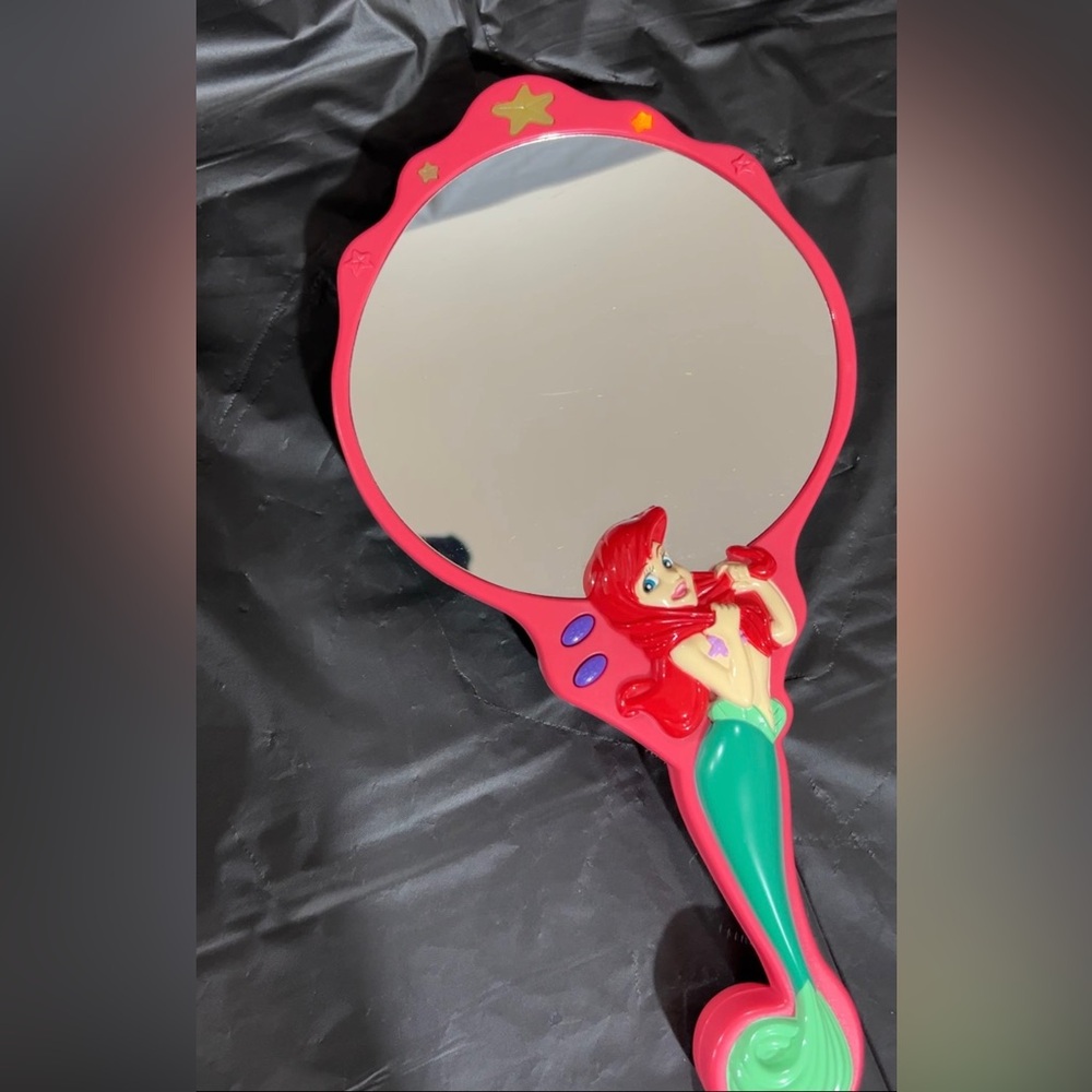 Little Mermaid Light Up Mirror